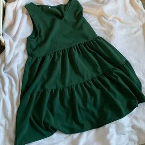 green dress